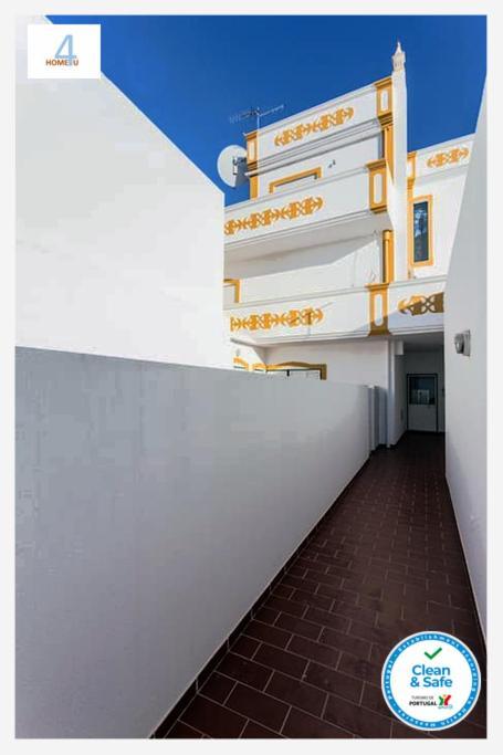 Home4u - Cosy With Fantastic Terrace Apartment *