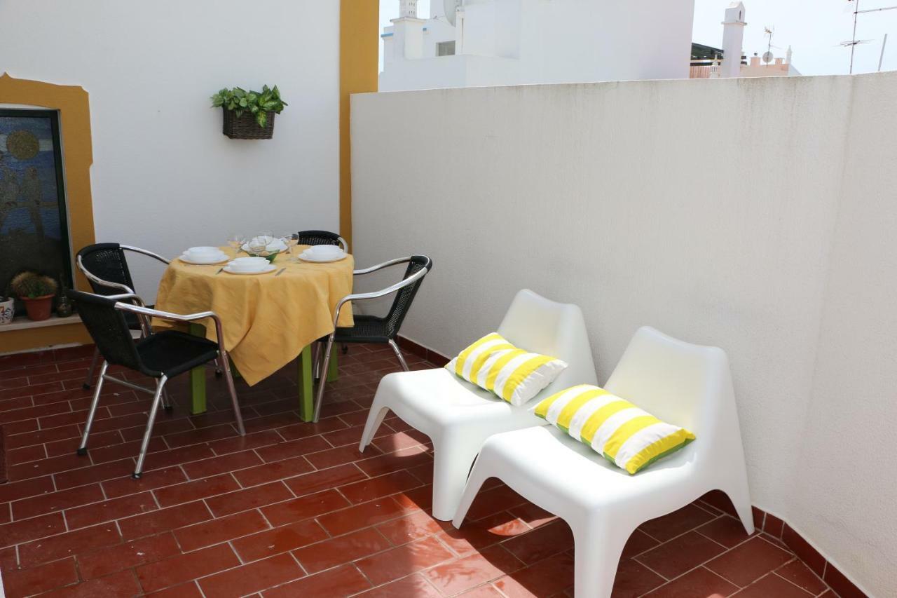 Home4u - Cosy With Fantastic Terrace Apartment *